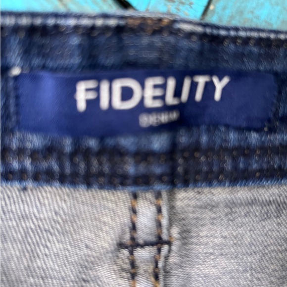 Fidelity Jimmy Jeans Size 31 - Picture 7 of 14